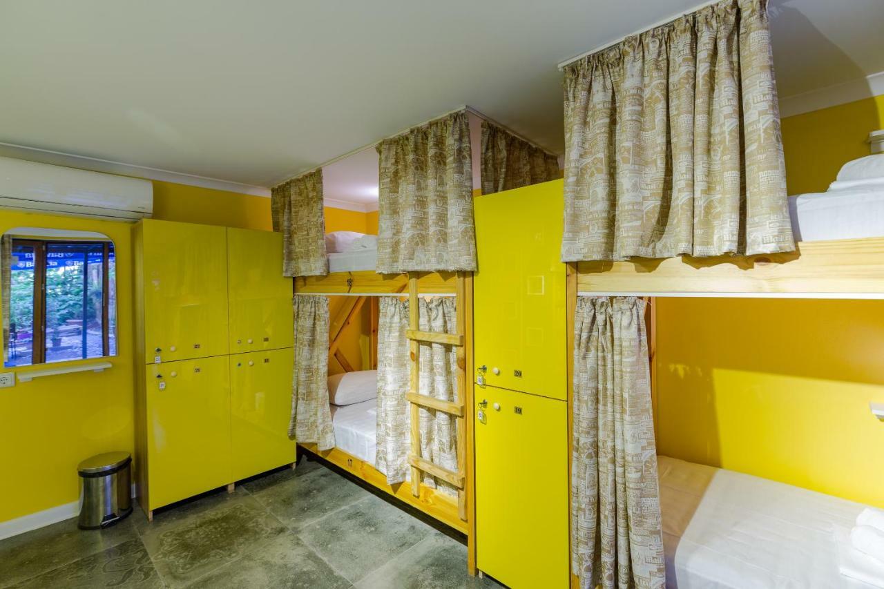 Batumi Surf Hostel Εξωτερικό φωτογραφία