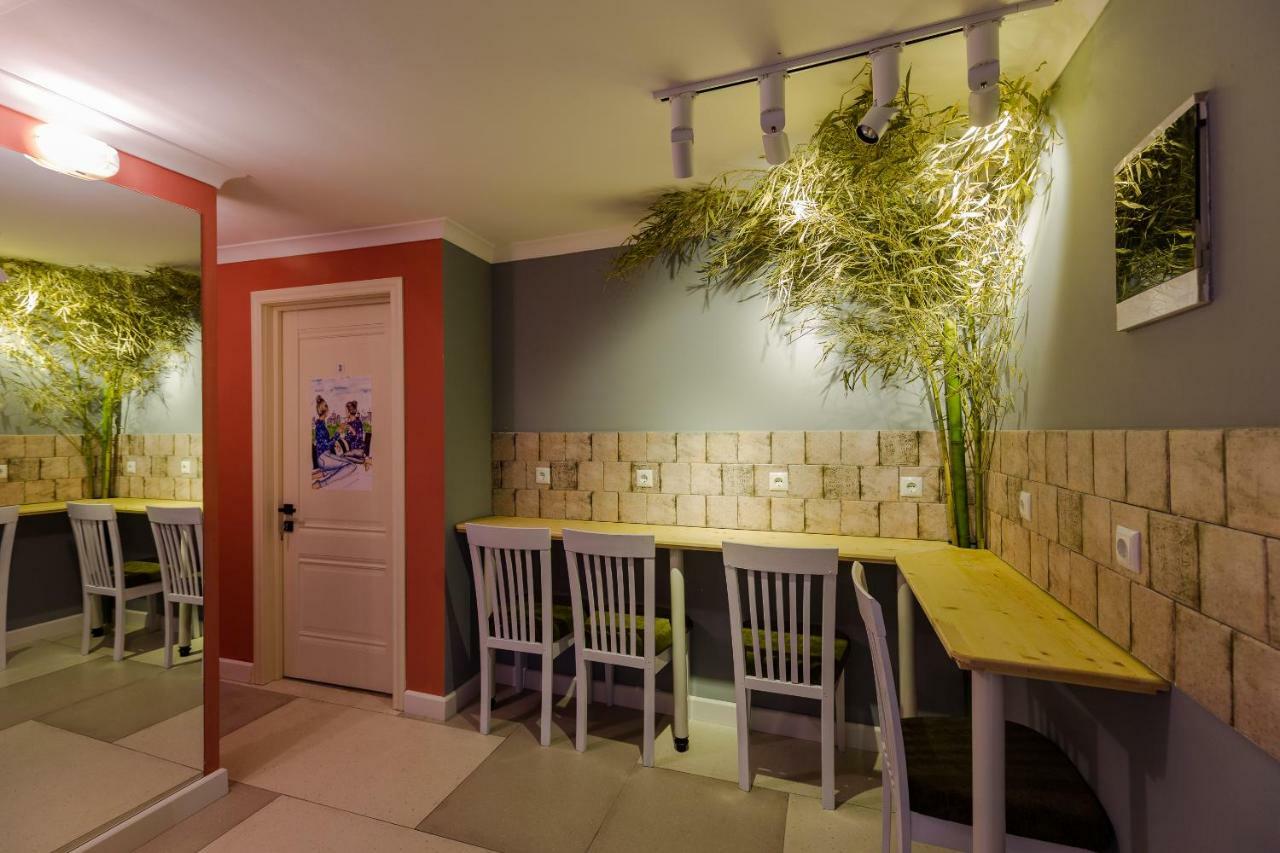 Batumi Surf Hostel Εξωτερικό φωτογραφία