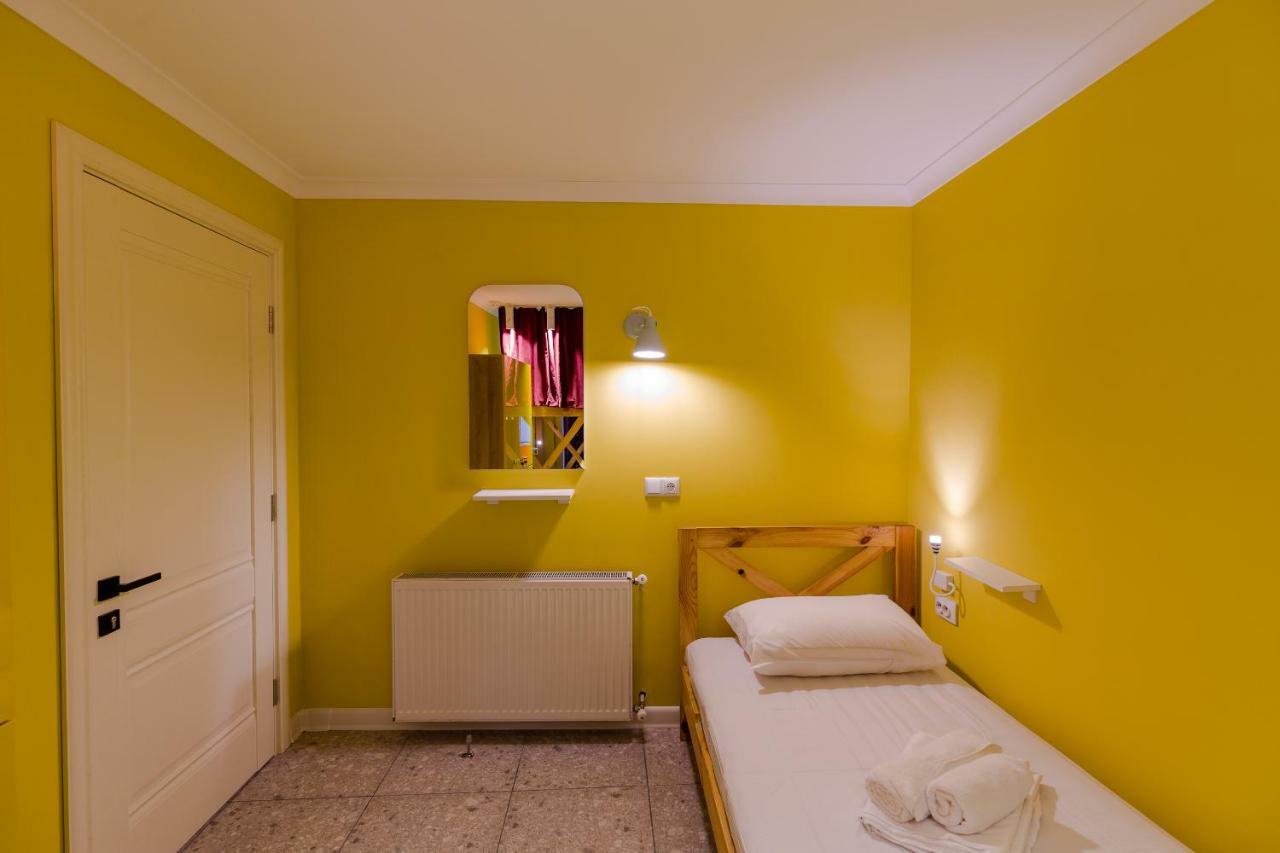 Batumi Surf Hostel Εξωτερικό φωτογραφία