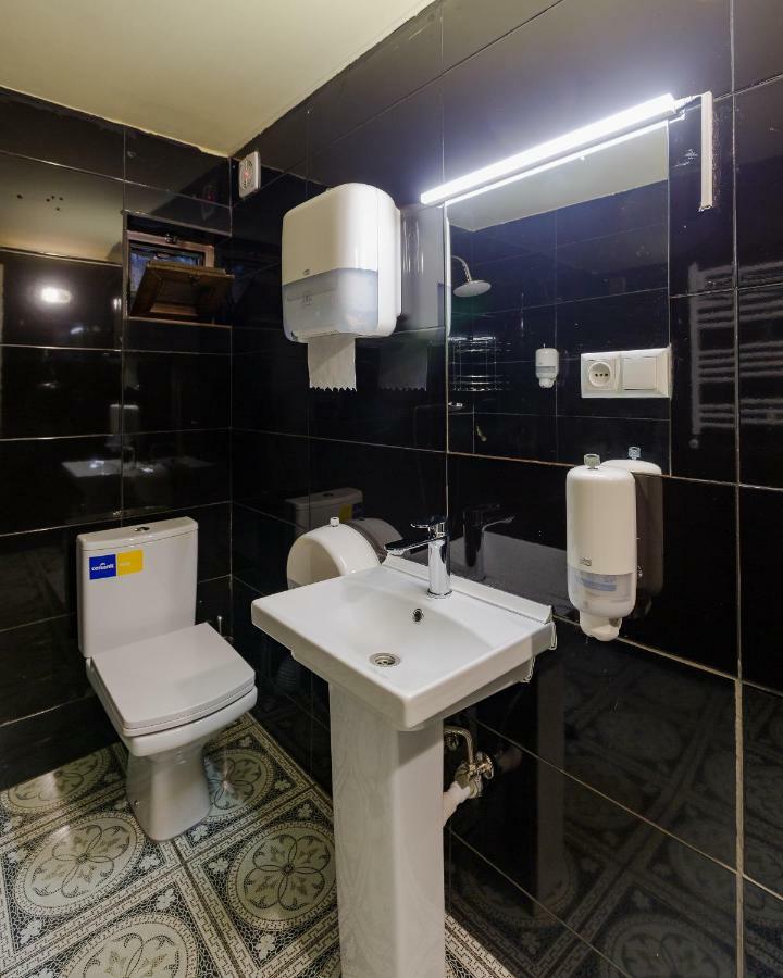 Batumi Surf Hostel Εξωτερικό φωτογραφία
