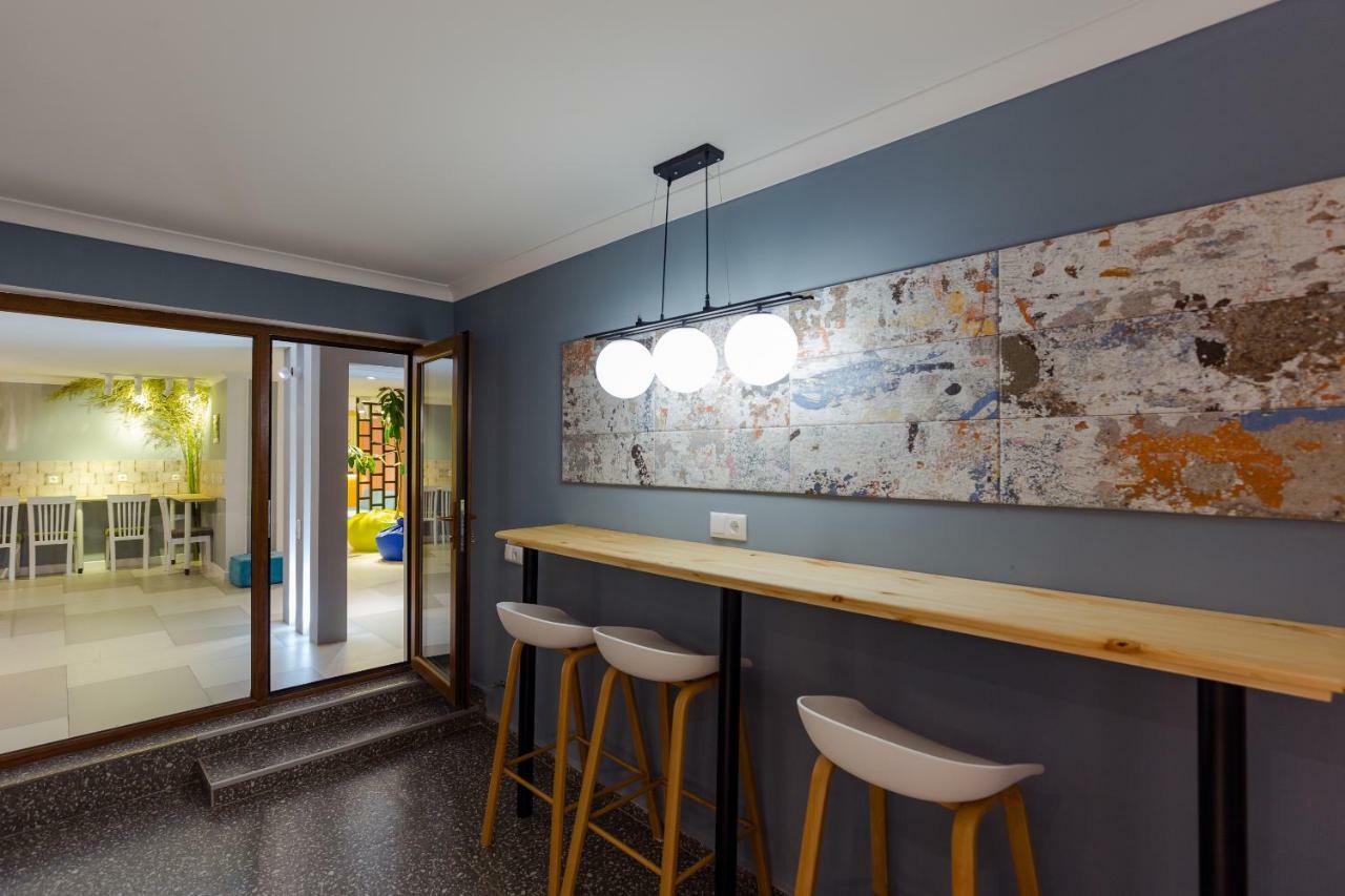 Batumi Surf Hostel Εξωτερικό φωτογραφία